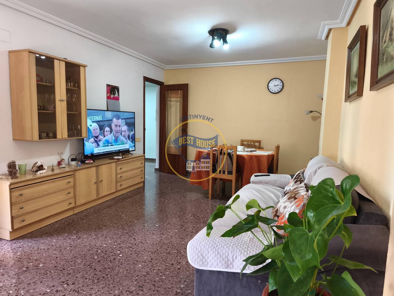 4 sovrum Lägenhet till salu i Ontinyent med garage - 190 000 € (Ref: 10120116)