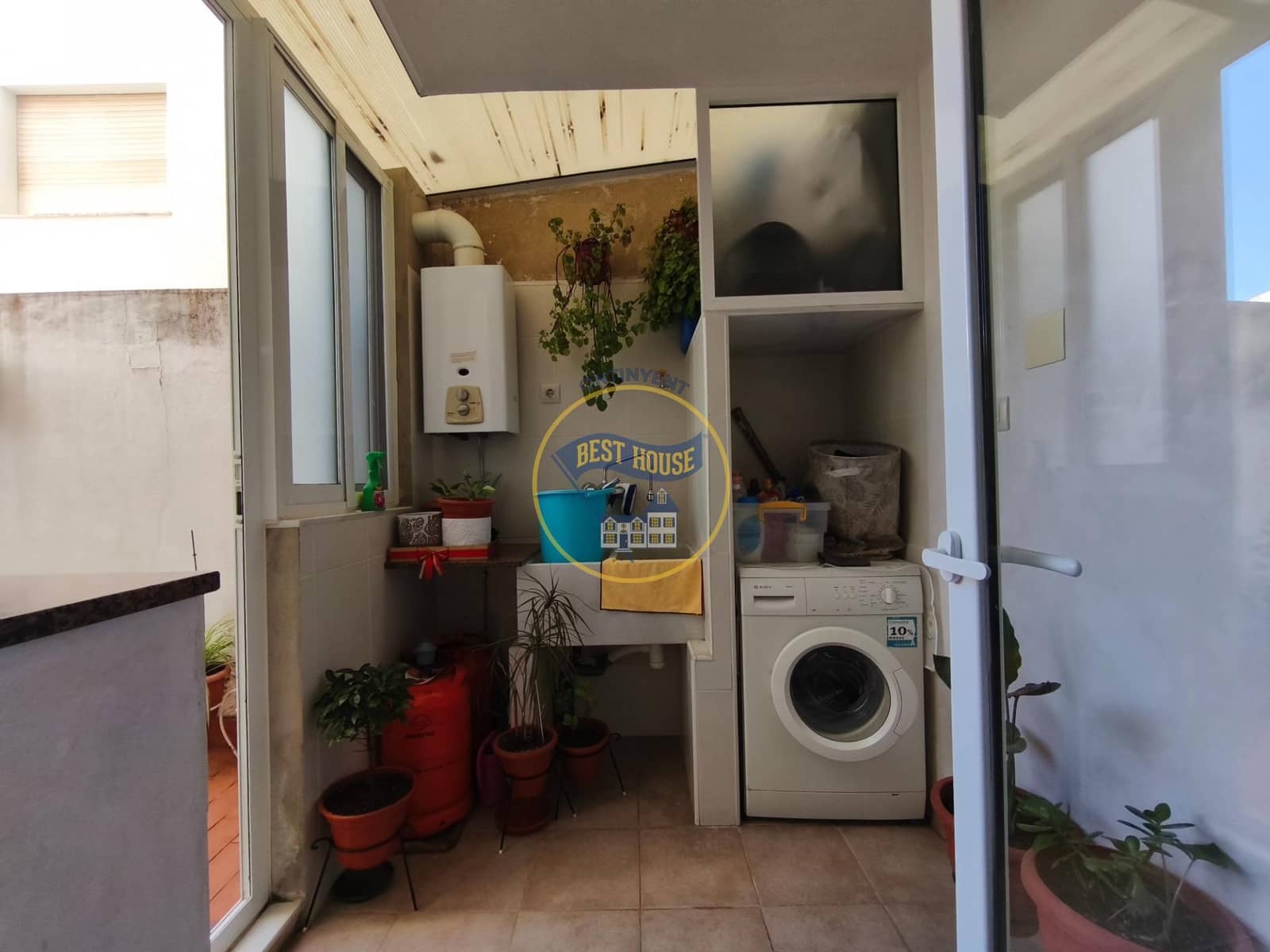 4 sovrum Lägenhet till salu i Ontinyent med garage - 190 000 € (Ref: 10120116)