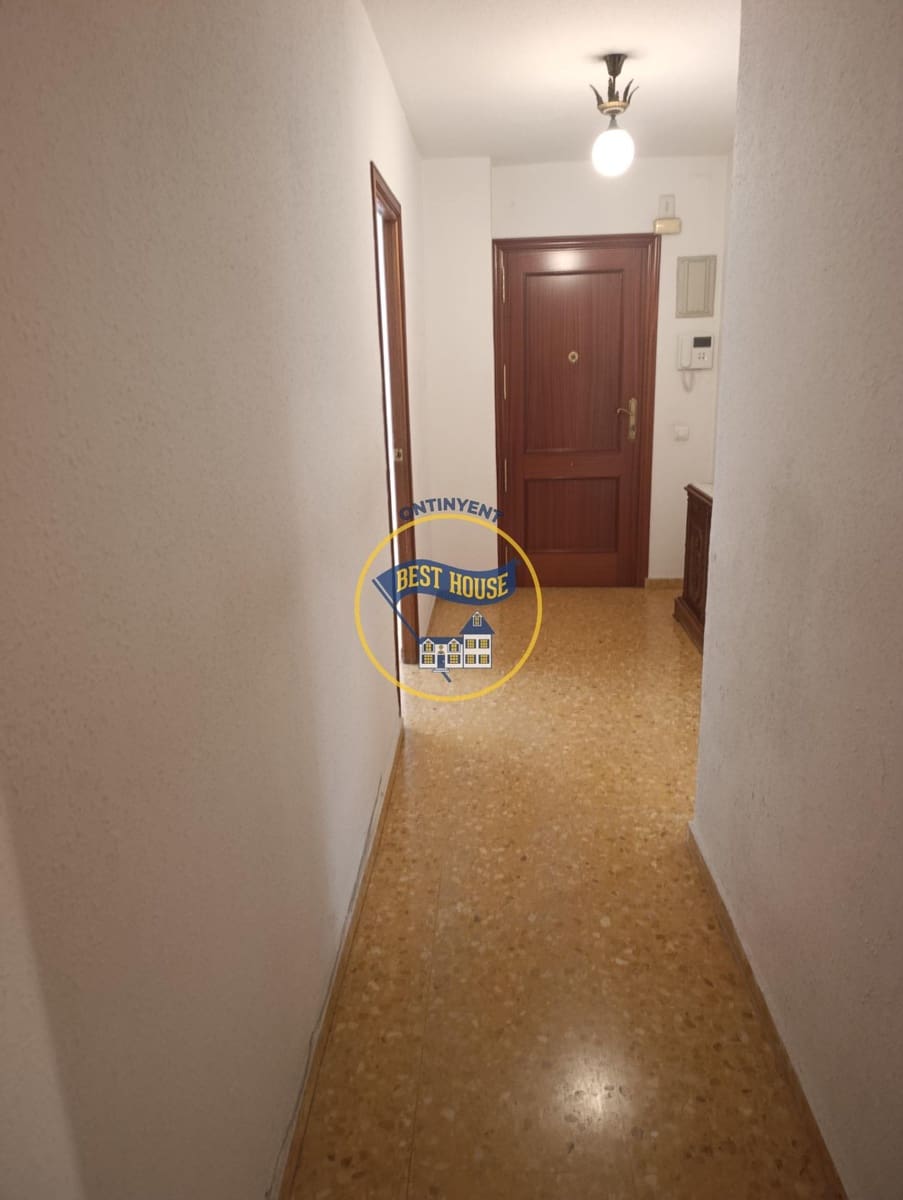 5 soveværelse Lejlighed til salg i Ontinyent - € 180.000 (Ref: 10120118)
