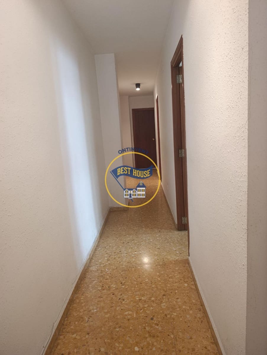 5 soveværelse Lejlighed til salg i Ontinyent - € 180.000 (Ref: 10120118)