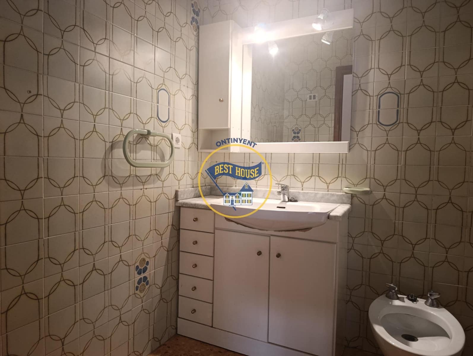 5 soveværelse Lejlighed til salg i Ontinyent - € 180.000 (Ref: 10120118)