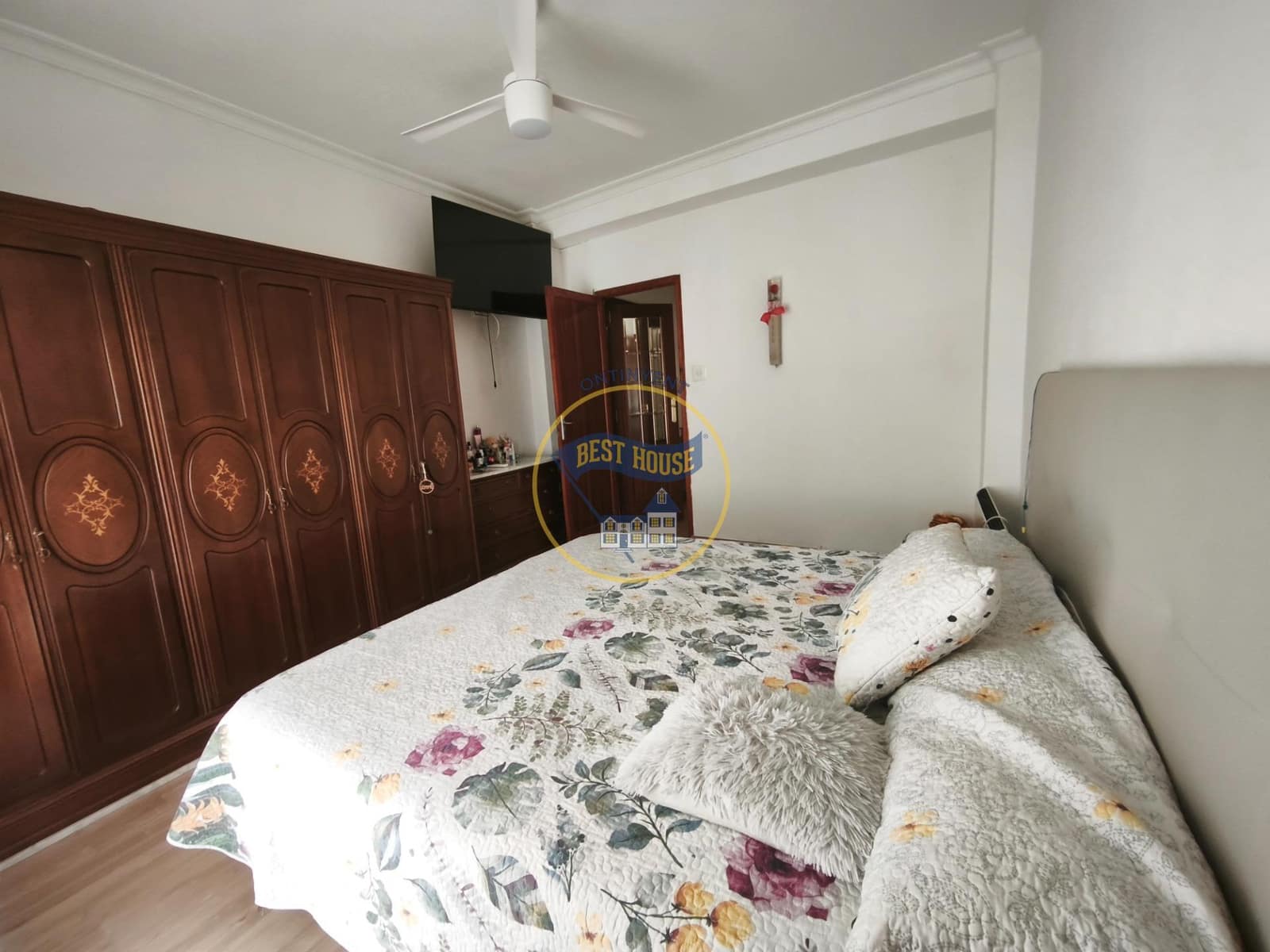 4 bedroom Flat for sale in L'Olleria - € 95,000 (Ref: 10120119)