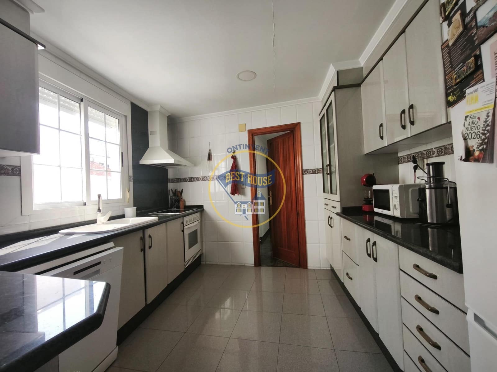 4 bedroom Flat for sale in L'Olleria - € 95,000 (Ref: 10120119)