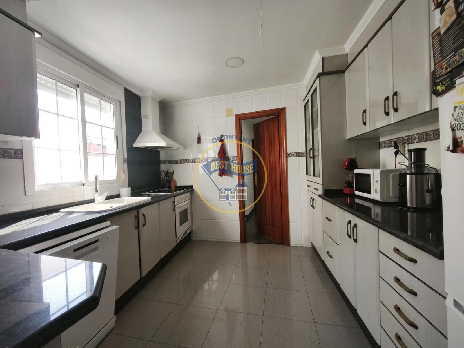 4 bedroom Flat for sale in L'Olleria - € 95,000 (Ref: 10120119)
