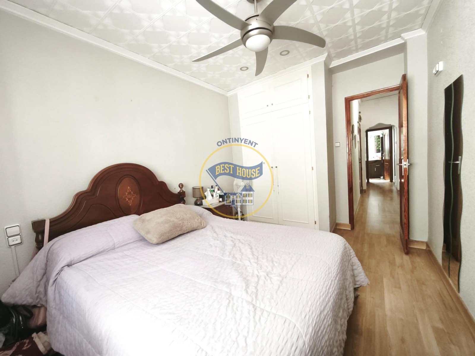 4 bedroom Flat for sale in L'Olleria - € 95,000 (Ref: 10120119)