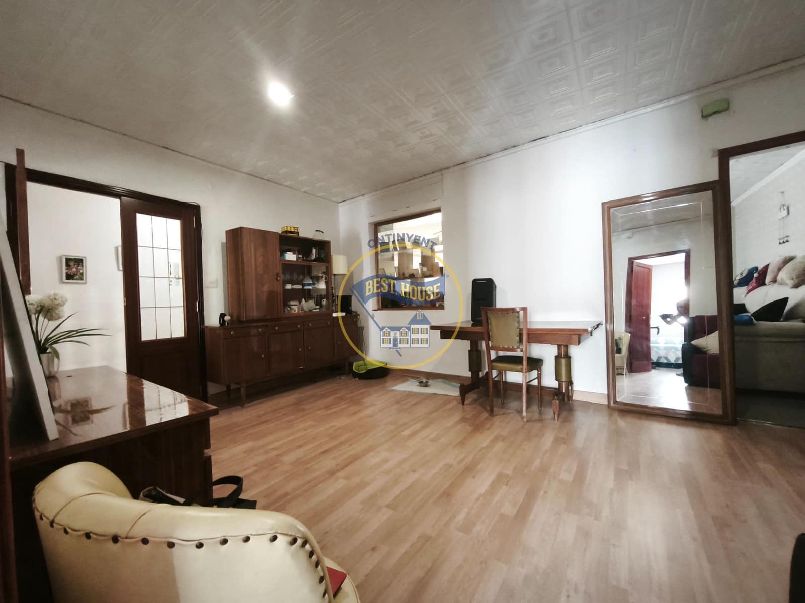 4 bedroom Flat for sale in L'Olleria - € 95,000 (Ref: 10120119)
