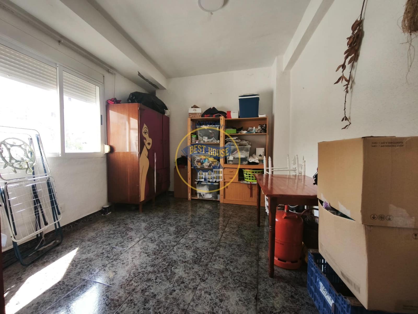 4 bedroom Flat for sale in L'Olleria - € 95,000 (Ref: 10120119)