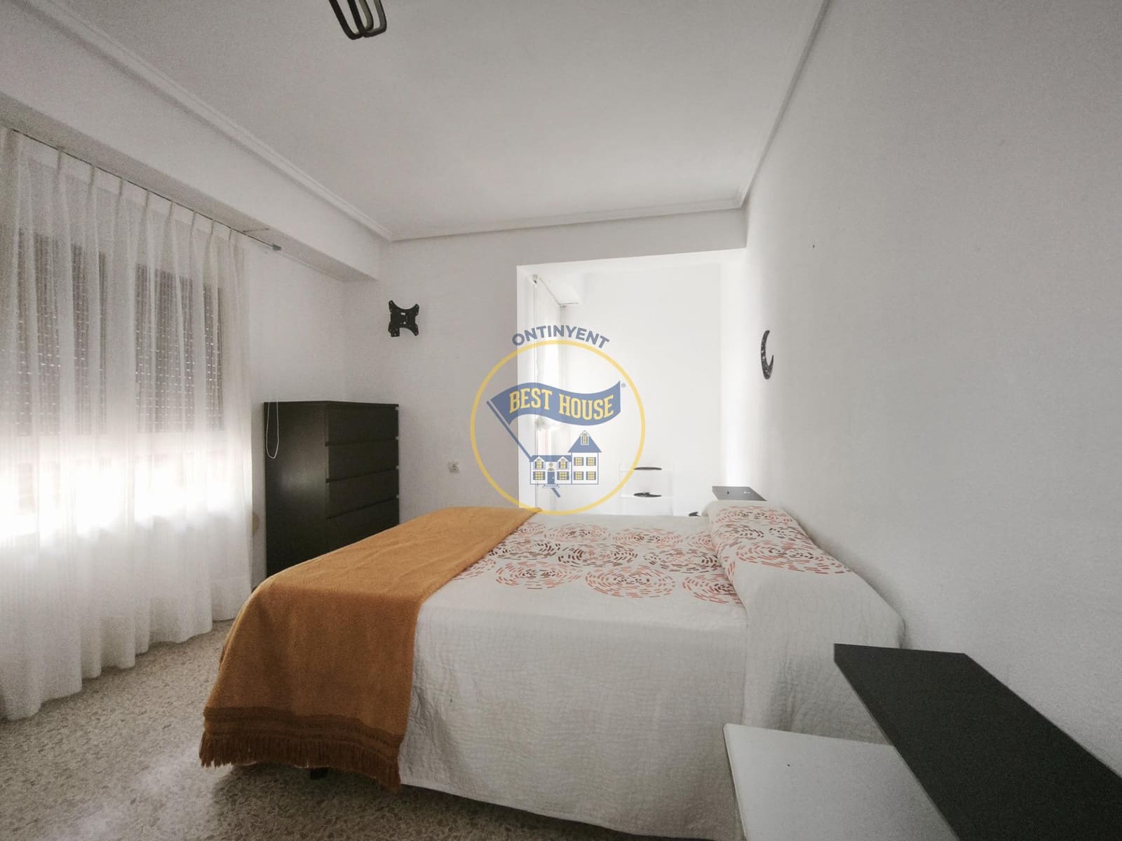 3 slaapkamer Flat te koop in Ontinyent - € 130.000 (Ref: 10120120)