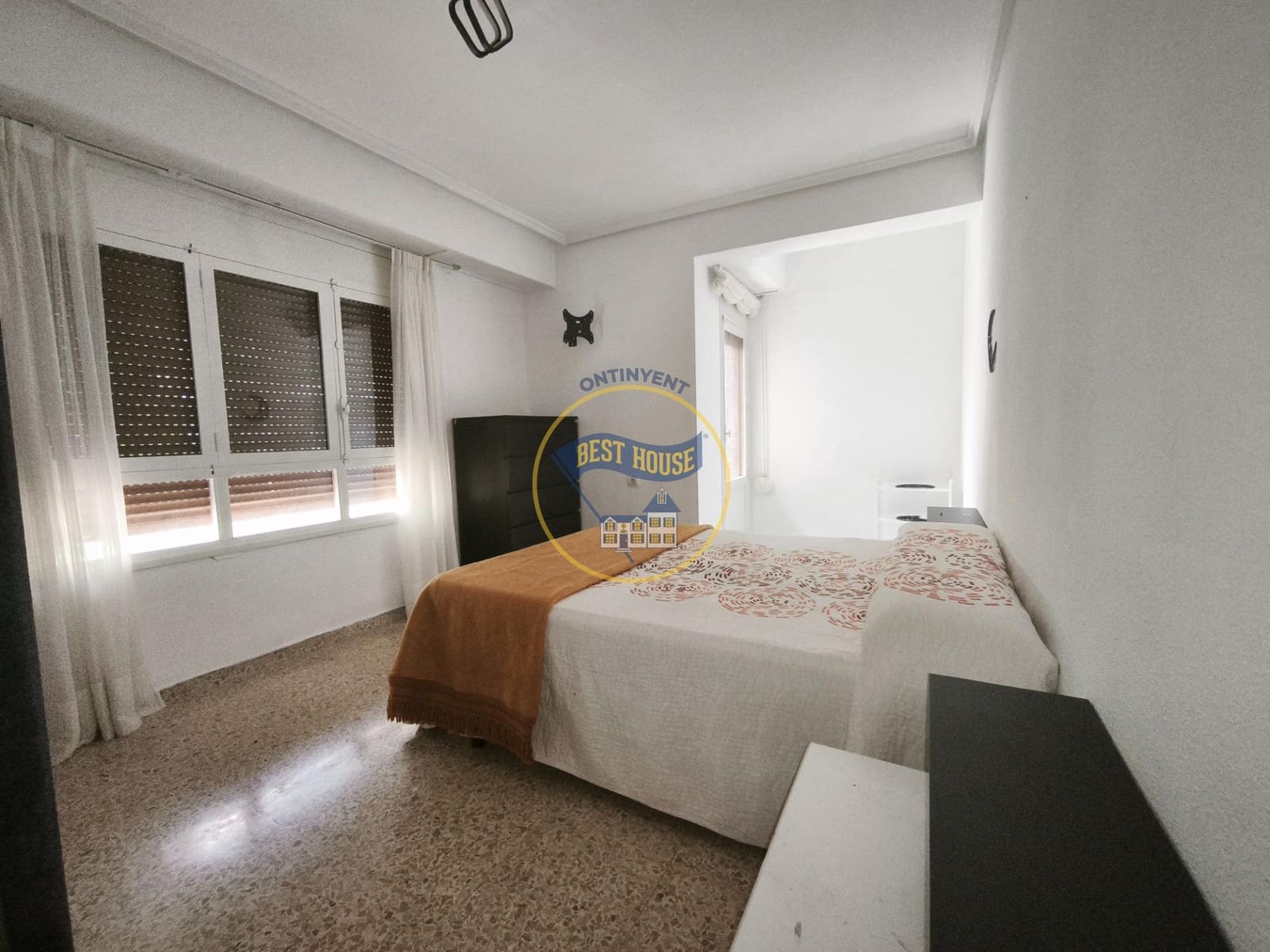 3 slaapkamer Flat te koop in Ontinyent - € 130.000 (Ref: 10120120)
