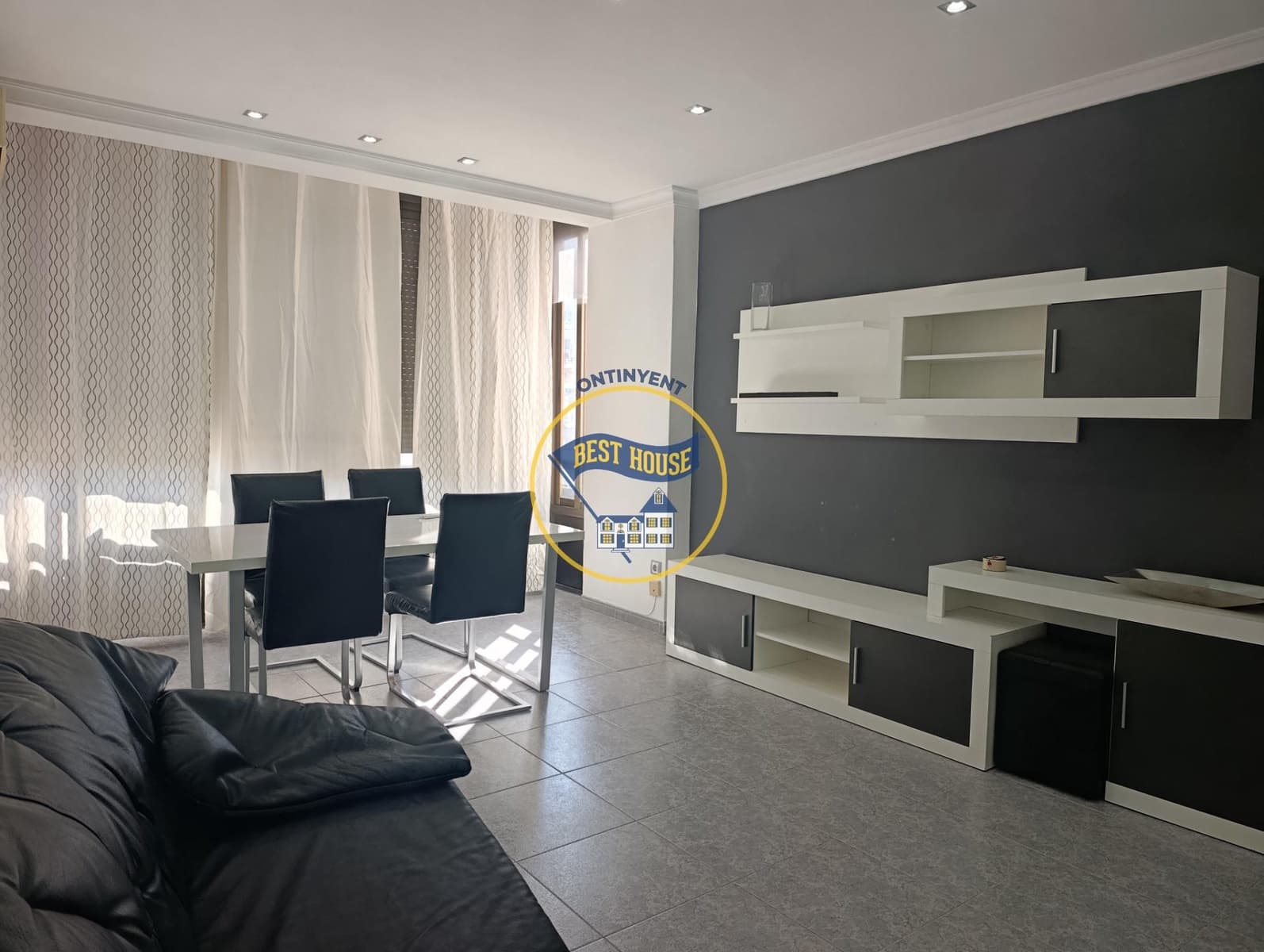 4 sovrum Lägenhet till salu i Ontinyent med garage - 190 000 € (Ref: 10120122)