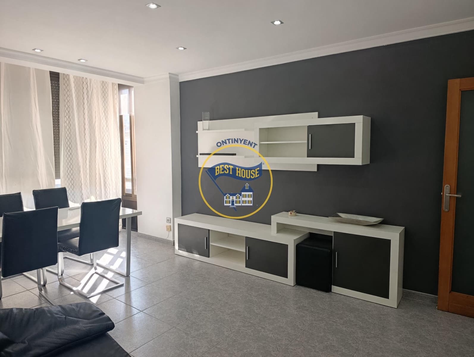 4 sovrum Lägenhet till salu i Ontinyent med garage - 190 000 € (Ref: 10120122)