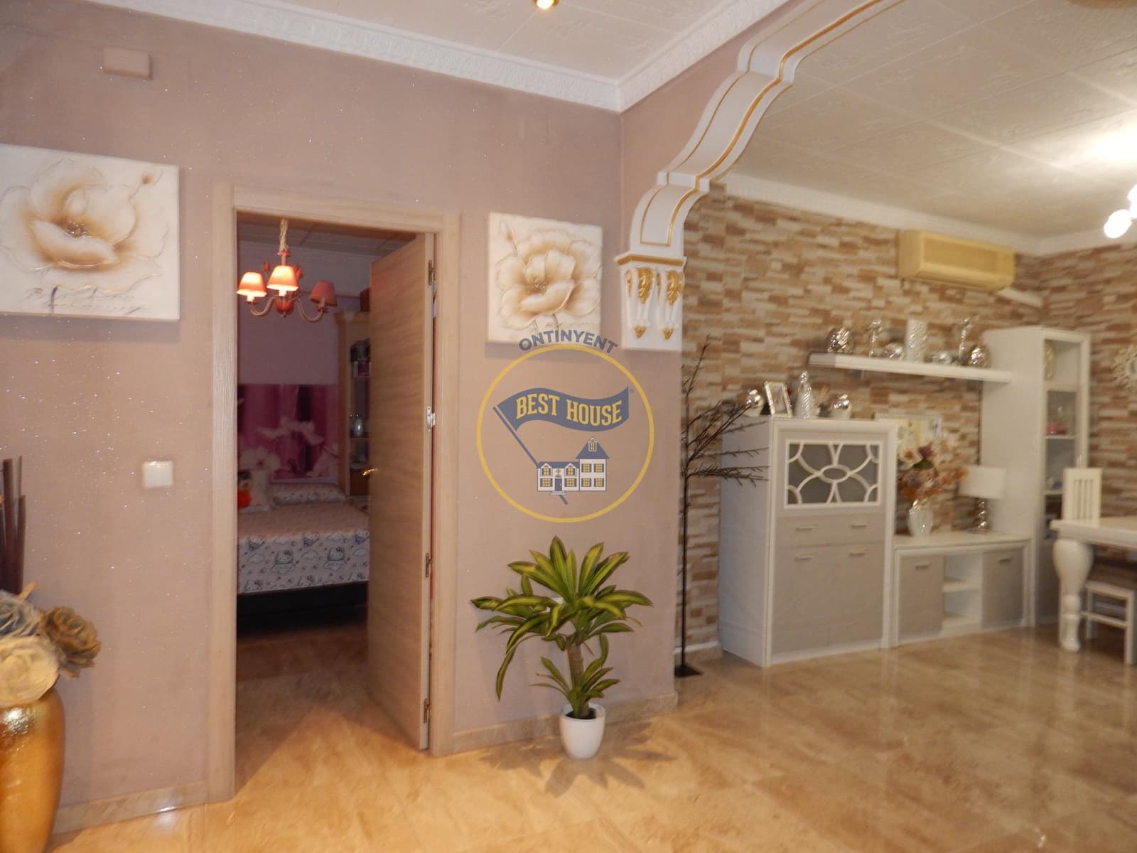 4 bedroom Townhouse for sale in Montesa - € 150,000 (Ref: 10120125)
