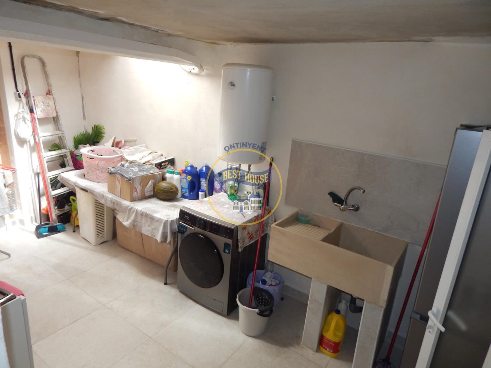 4 bedroom Townhouse for sale in Montesa - € 150,000 (Ref: 10120125)