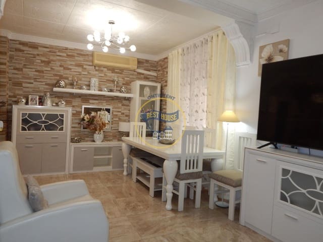 4 bedroom Townhouse for sale in Montesa - € 150,000 (Ref: 10120125)