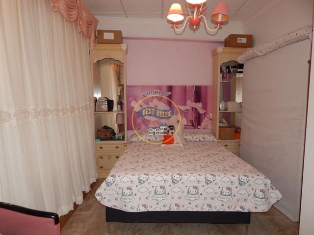 4 bedroom Townhouse for sale in Montesa - € 150,000 (Ref: 10120125)