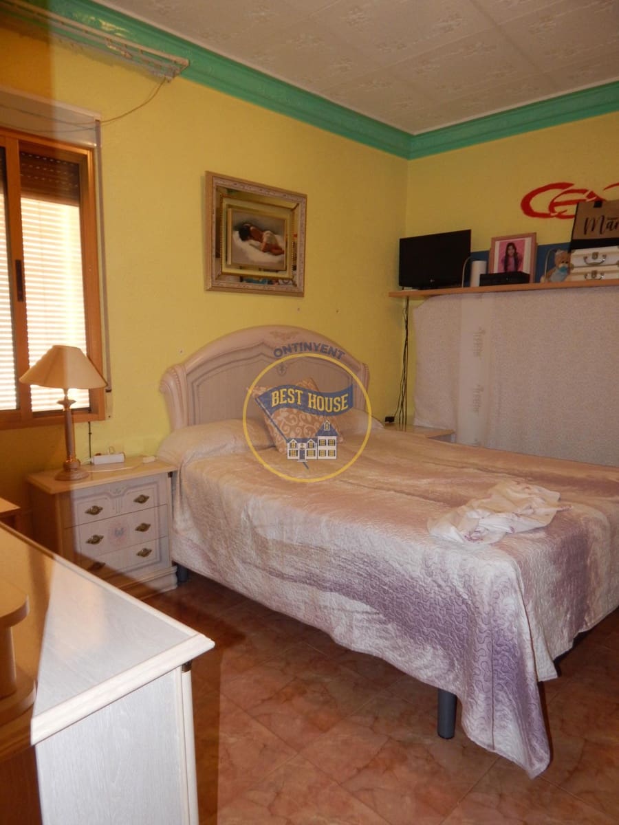 4 bedroom Townhouse for sale in Montesa - € 150,000 (Ref: 10120125)
