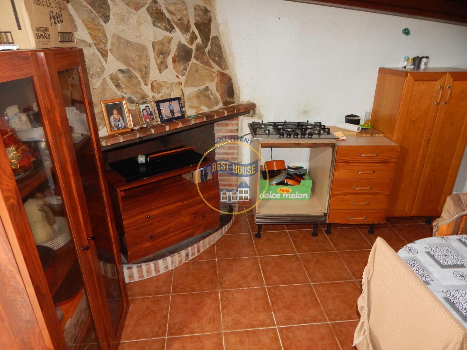 4 bedroom Townhouse for sale in Montesa - € 150,000 (Ref: 10120125)
