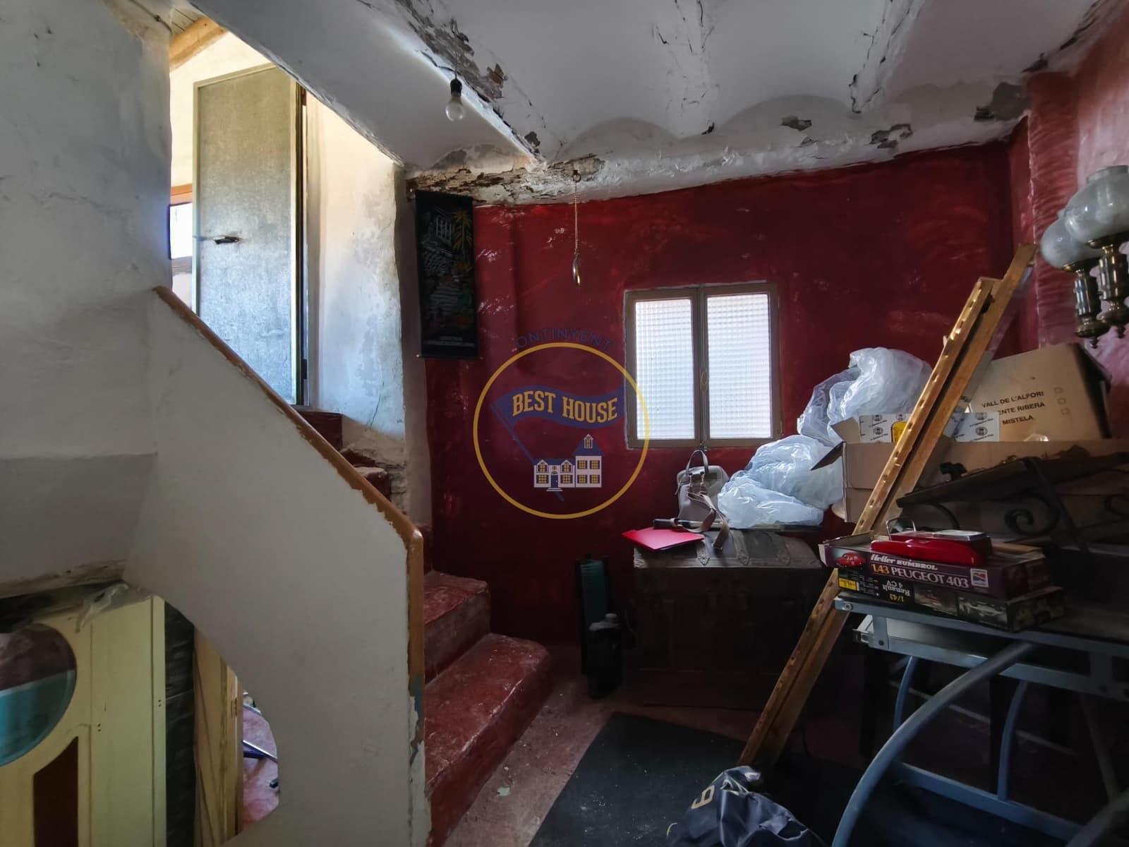 4 slaapkamer Huis te koop in Ontinyent - € 80.000 (Ref: 10120127)