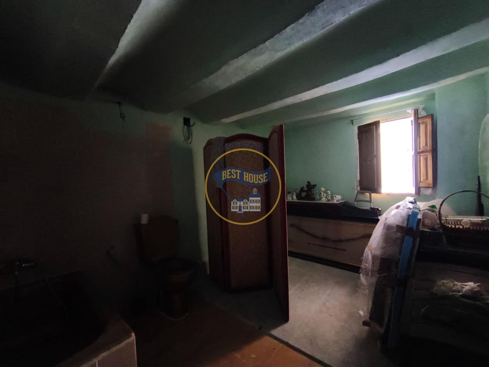 4 slaapkamer Huis te koop in Ontinyent - € 80.000 (Ref: 10120127)