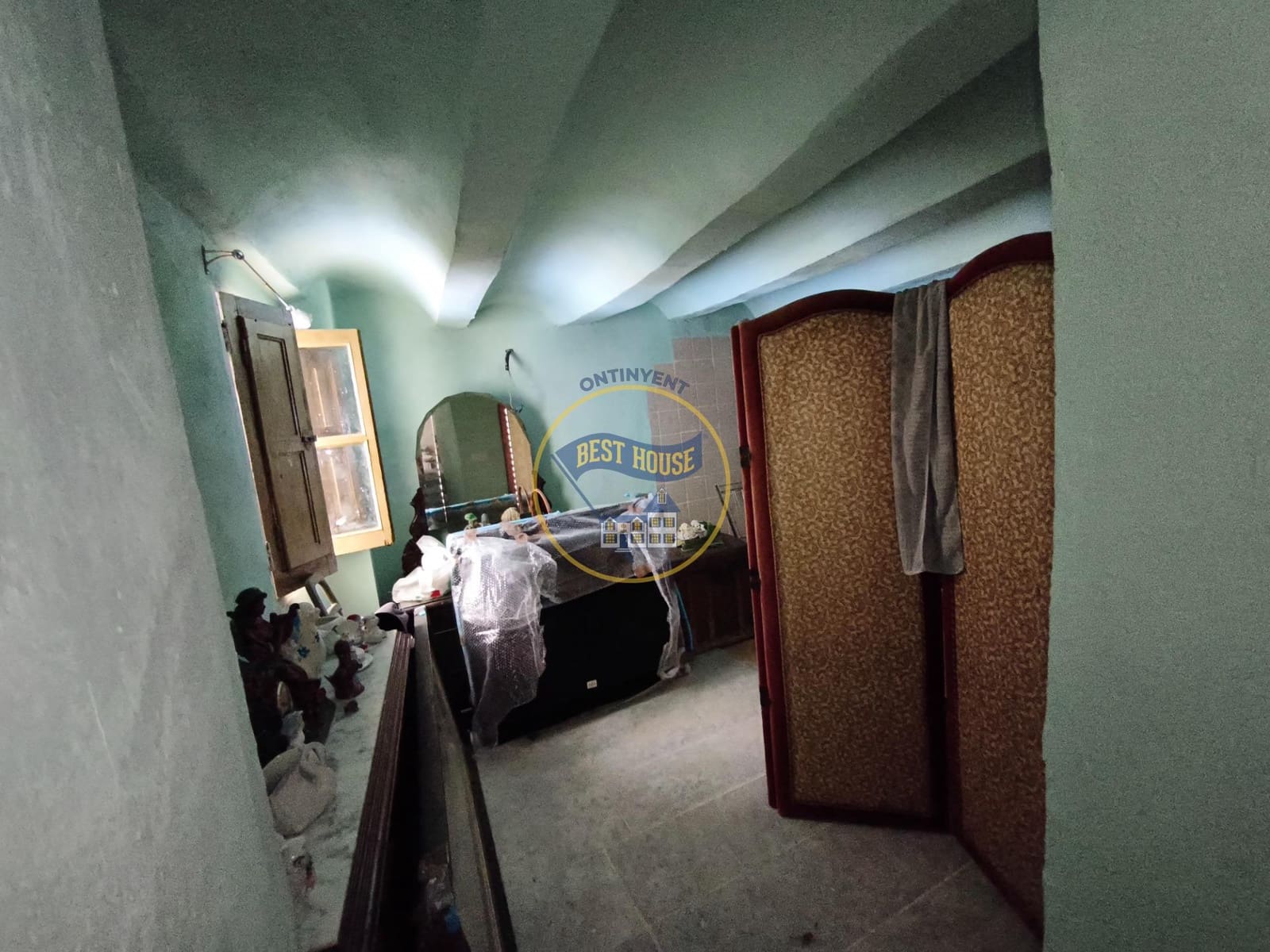 4 slaapkamer Huis te koop in Ontinyent - € 80.000 (Ref: 10120127)
