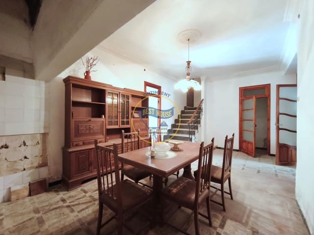 5 bedroom Townhouse for sale in Banyeres de Mariola with garage - € 127,000 (Ref: 10120131)