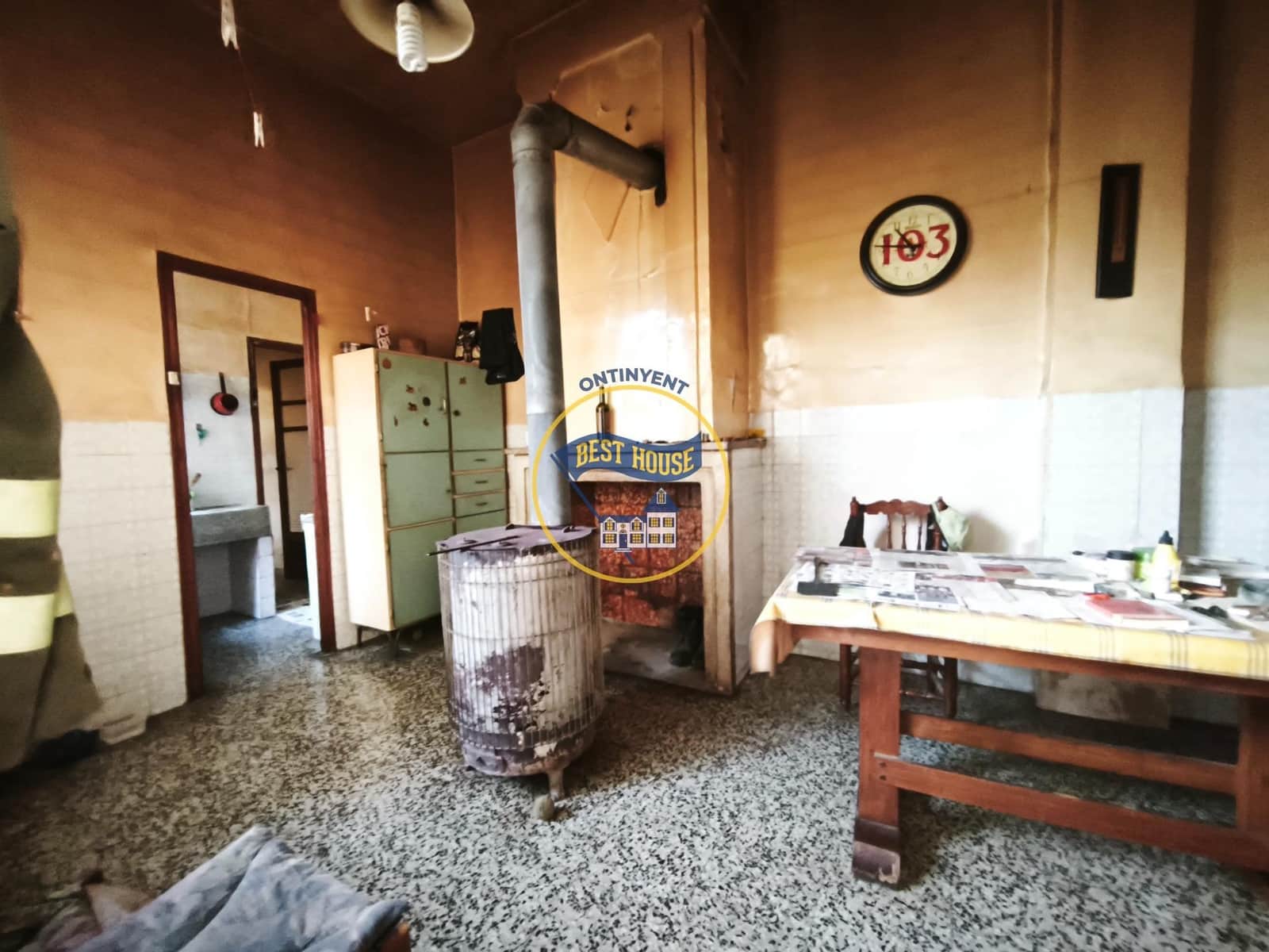 8 quarto Casa em Banda para venda em L'Olleria - 120 000 € (Ref: 10120133)