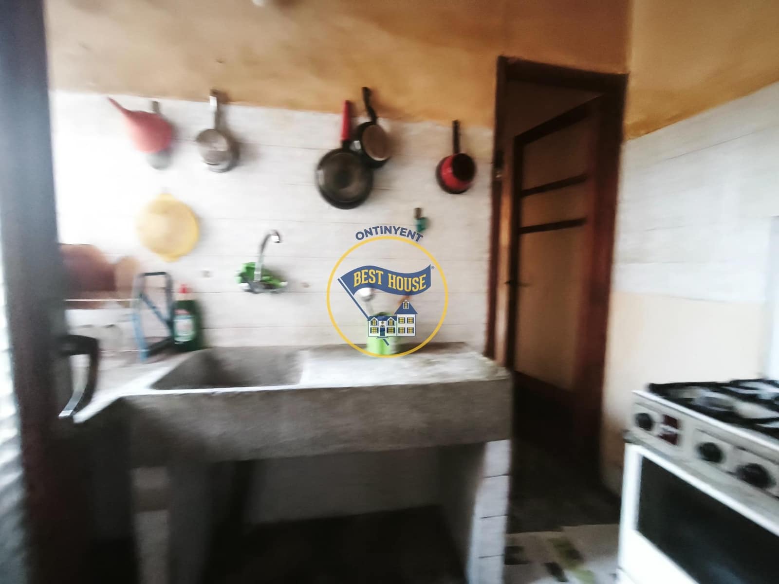 8 quarto Casa em Banda para venda em L'Olleria - 120 000 € (Ref: 10120133)