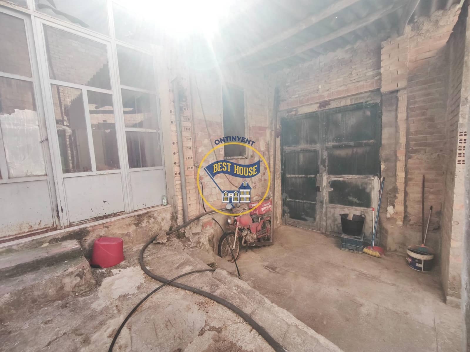 8 quarto Casa em Banda para venda em L'Olleria - 120 000 € (Ref: 10120133)