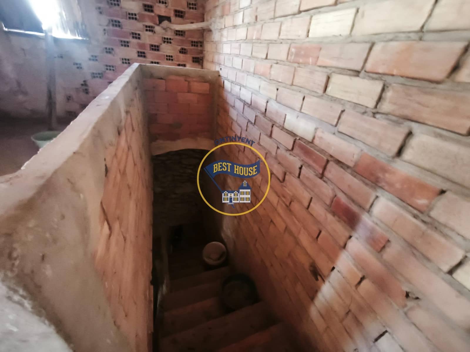 8 quarto Casa em Banda para venda em L'Olleria - 120 000 € (Ref: 10120133)