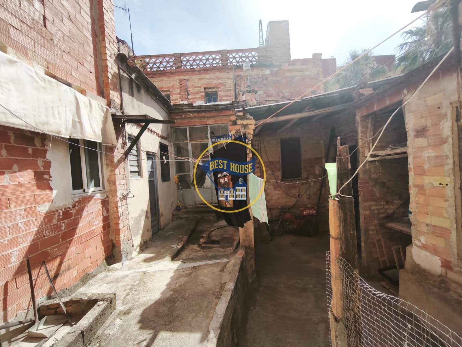 8 quarto Casa em Banda para venda em L'Olleria - 120 000 € (Ref: 10120133)