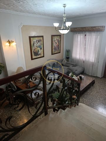 5 quarto Casa em Banda para venda em Ontinyent - 218 000 € (Ref: 10120134)