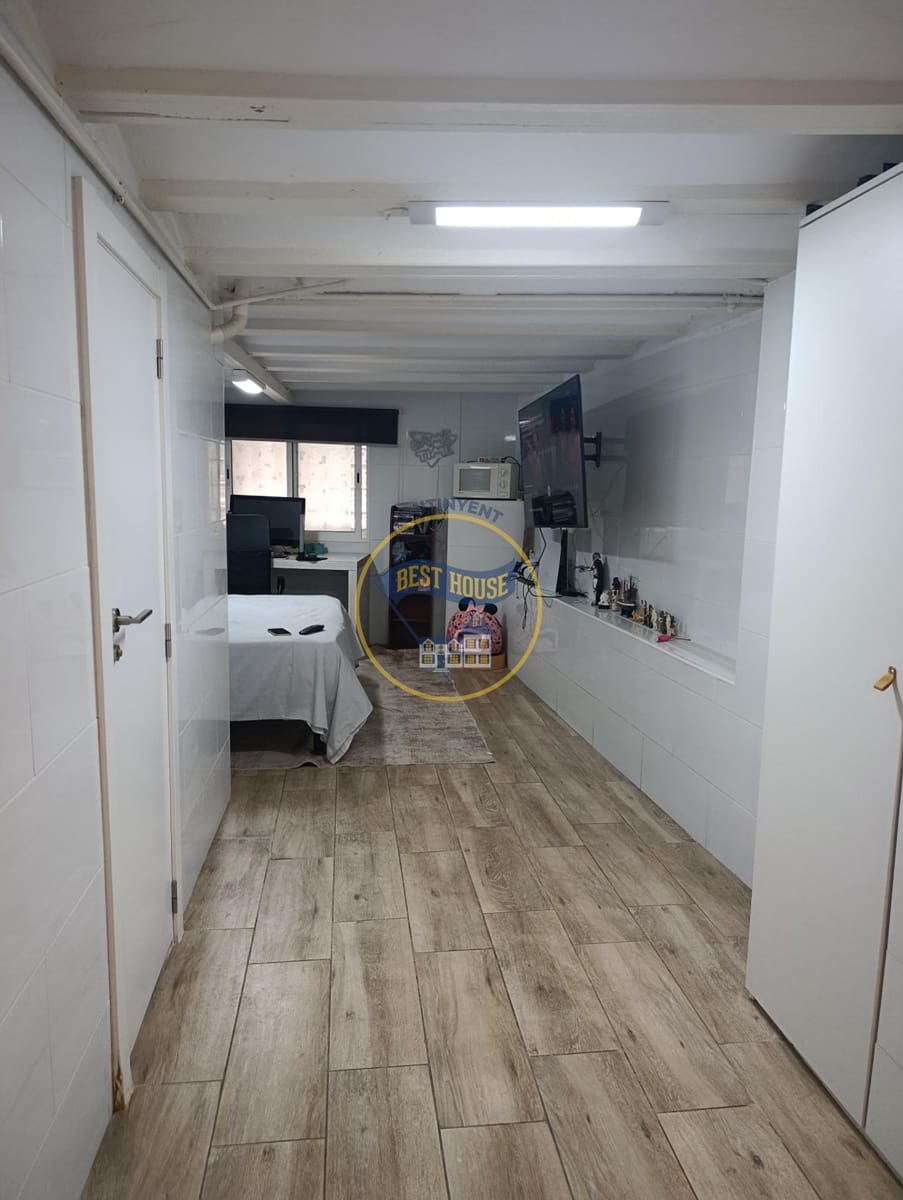 5 quarto Casa em Banda para venda em Ontinyent - 218 000 € (Ref: 10120134)
