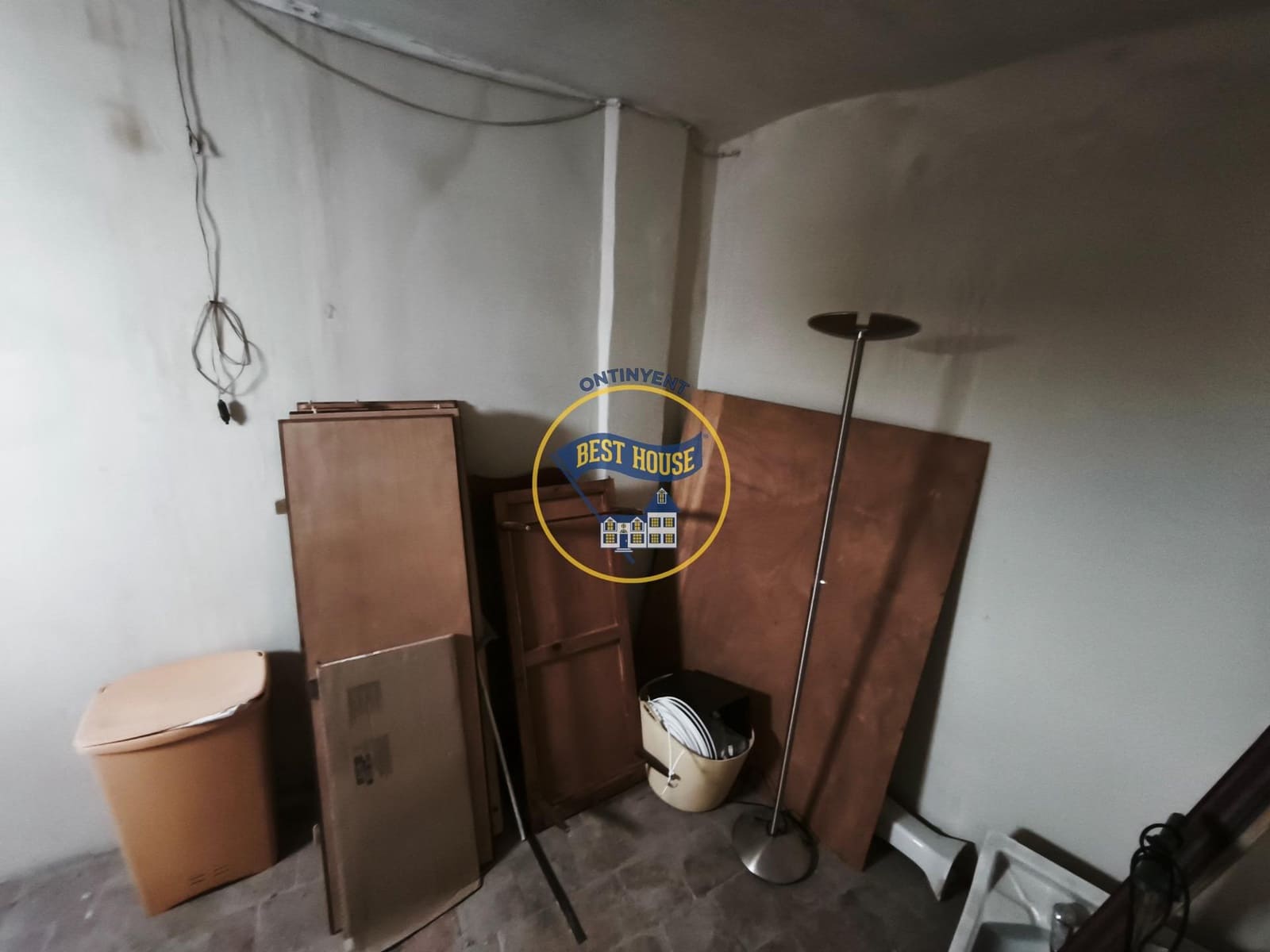 3 soveværelse Byhus til salg i Ontinyent - € 95.000 (Ref: 10165211)