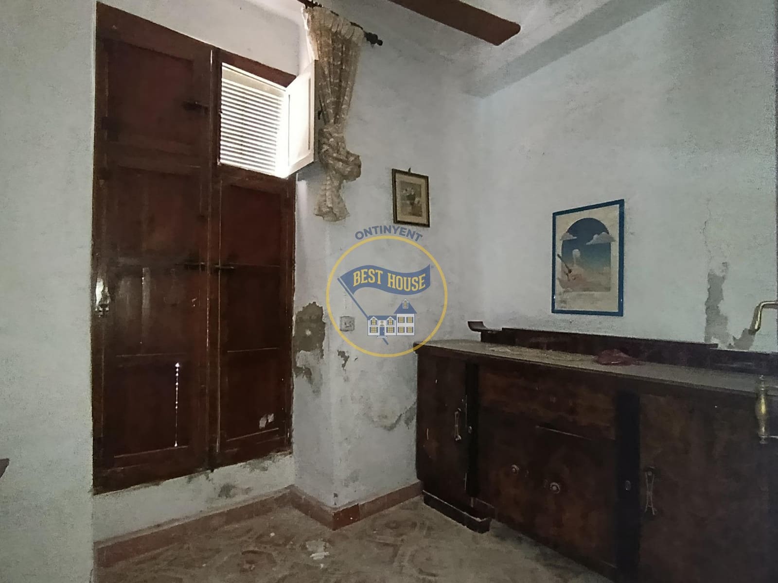 9 soverom Hus til salgs i Montesa - € 60 000 (Ref: 10166852)