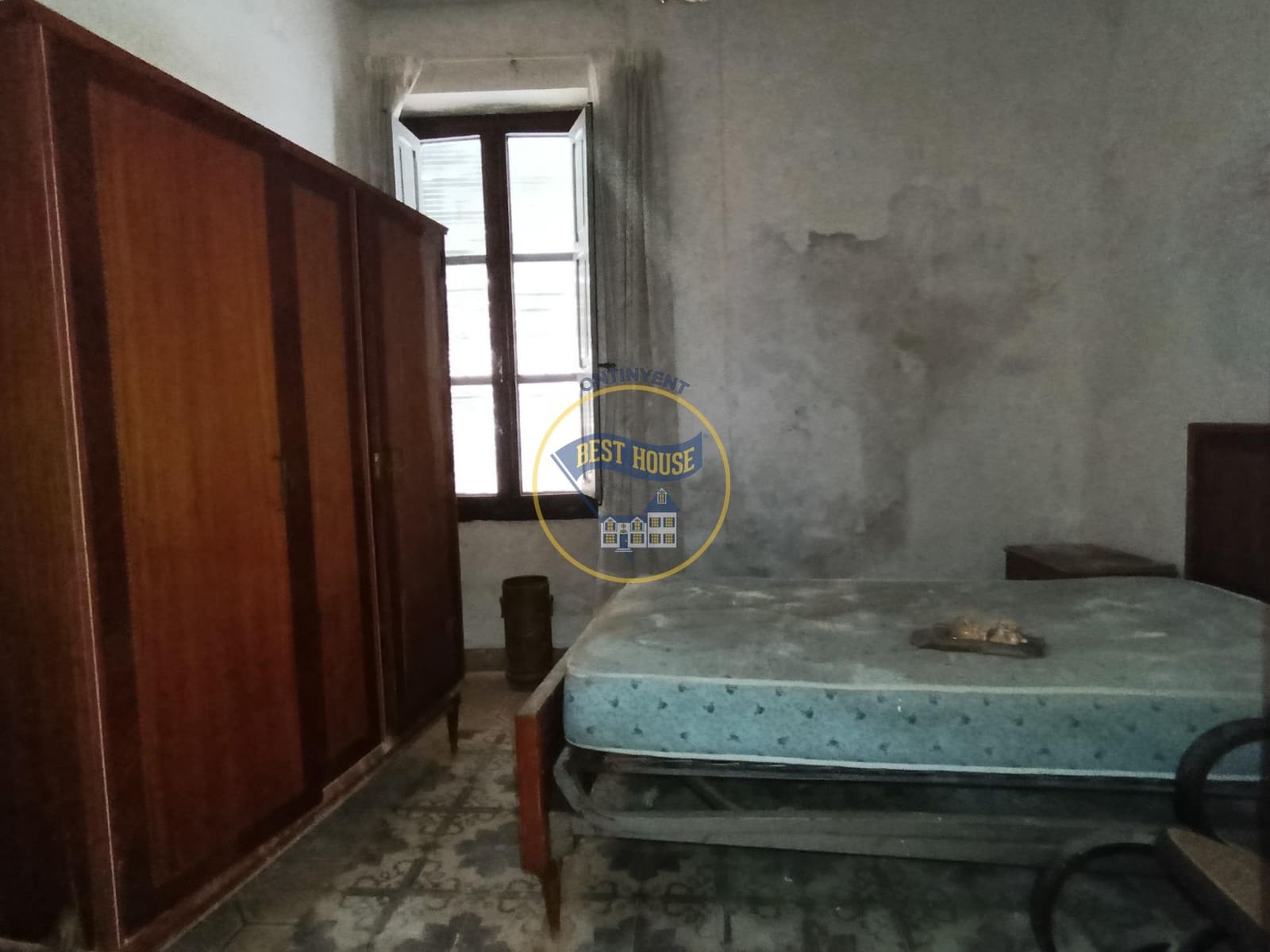 9 soverom Hus til salgs i Montesa - € 60 000 (Ref: 10166852)