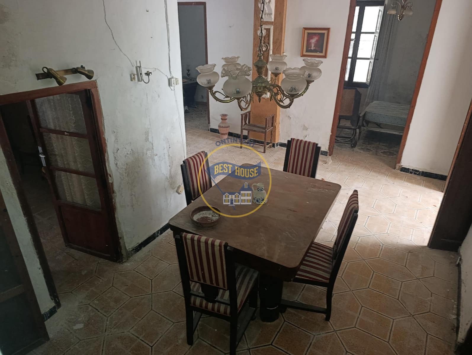9 soverom Hus til salgs i Montesa - € 60 000 (Ref: 10166852)
