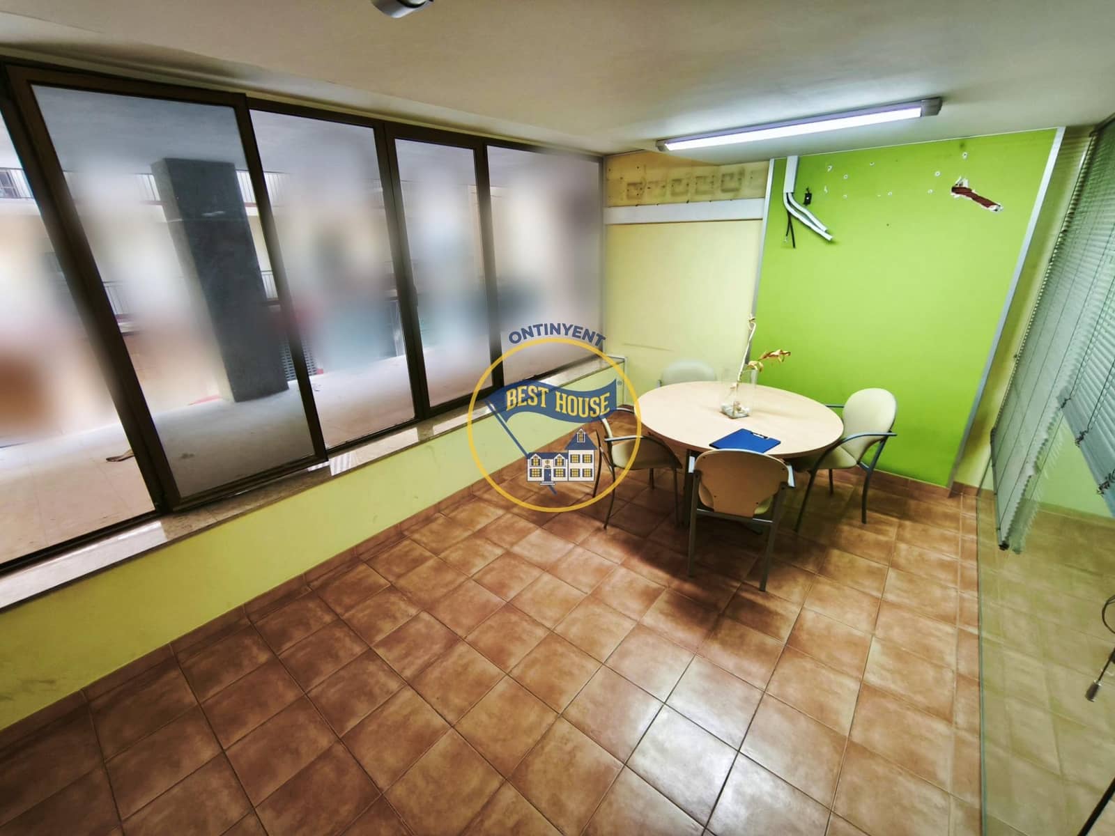 Kommersiell til salgs i Ontinyent - € 100 000 (Ref: 10171555)