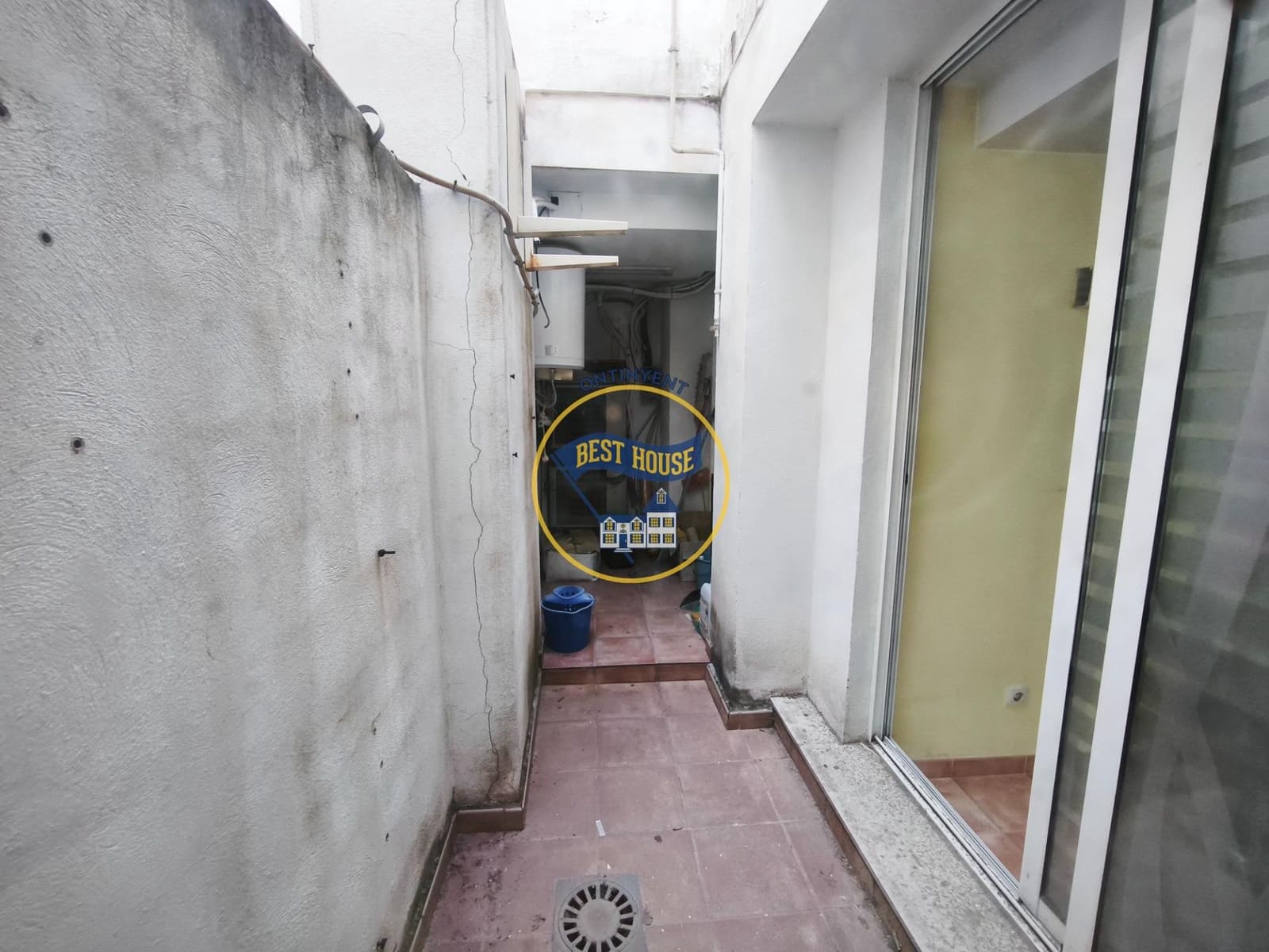 Kommersiell til salgs i Ontinyent - € 100 000 (Ref: 10171555)