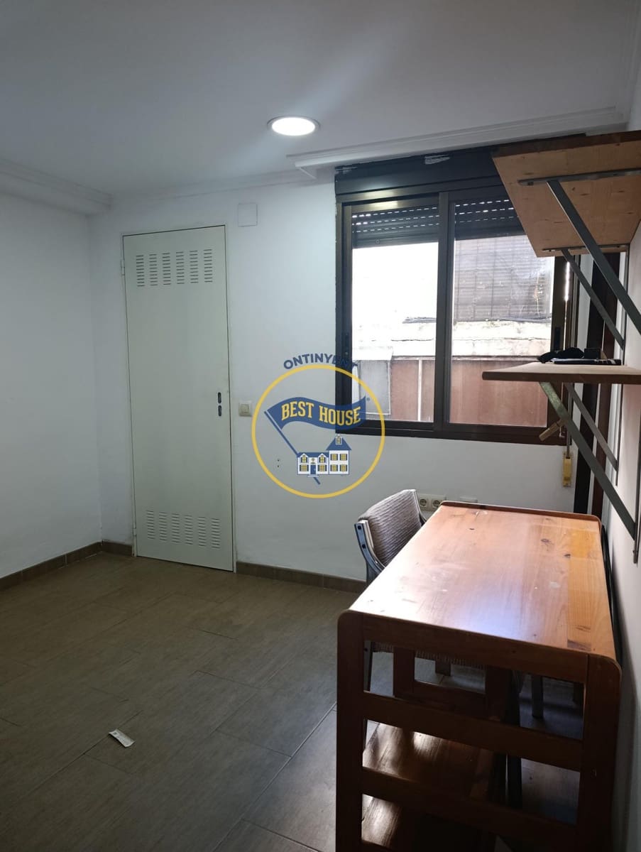 4 sypialnia Mieszkanie na sprzedaż w Ontinyent - 130 000 € (Ref: 10171556)
