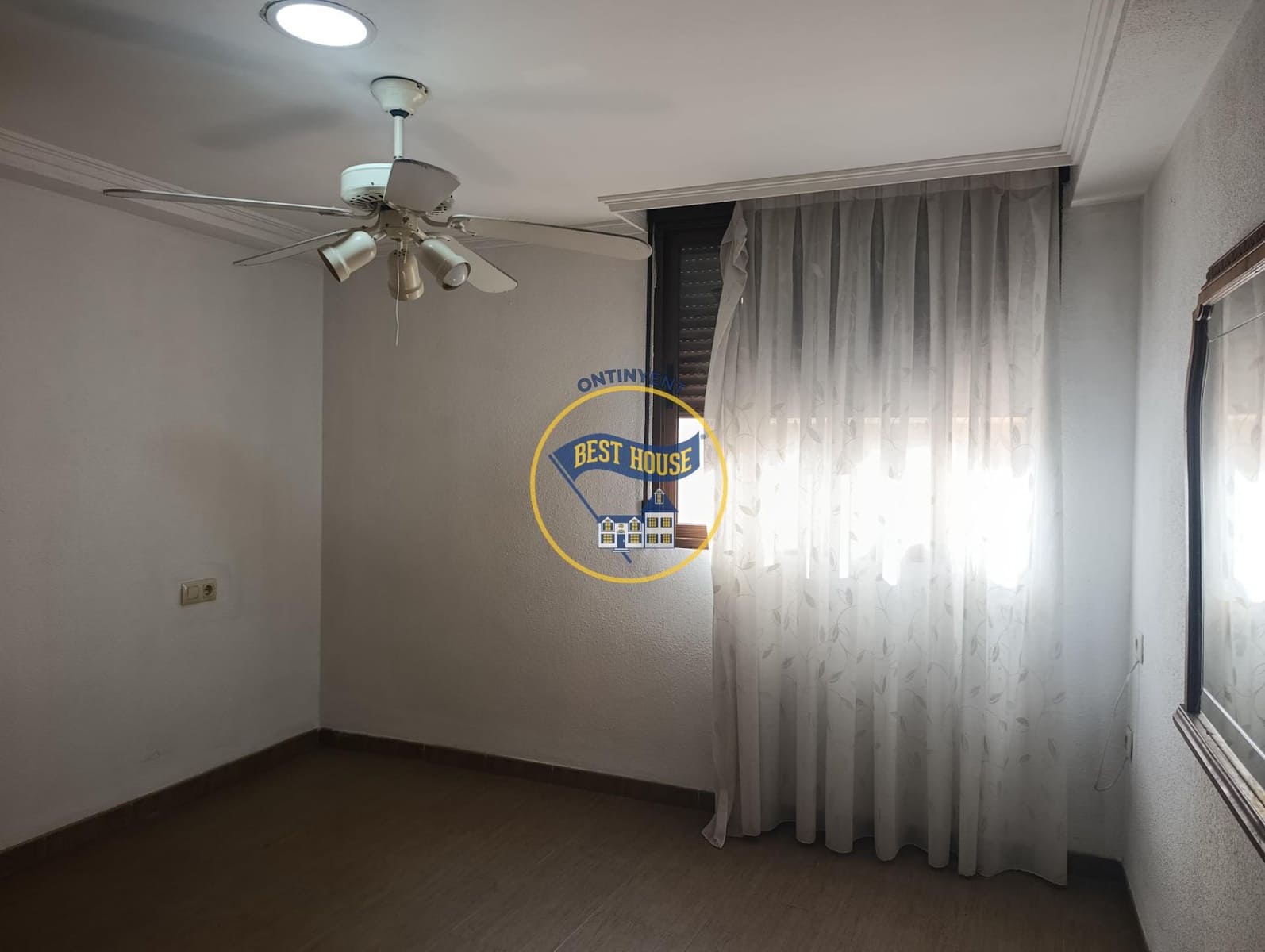 4 sypialnia Mieszkanie na sprzedaż w Ontinyent - 130 000 € (Ref: 10171556)