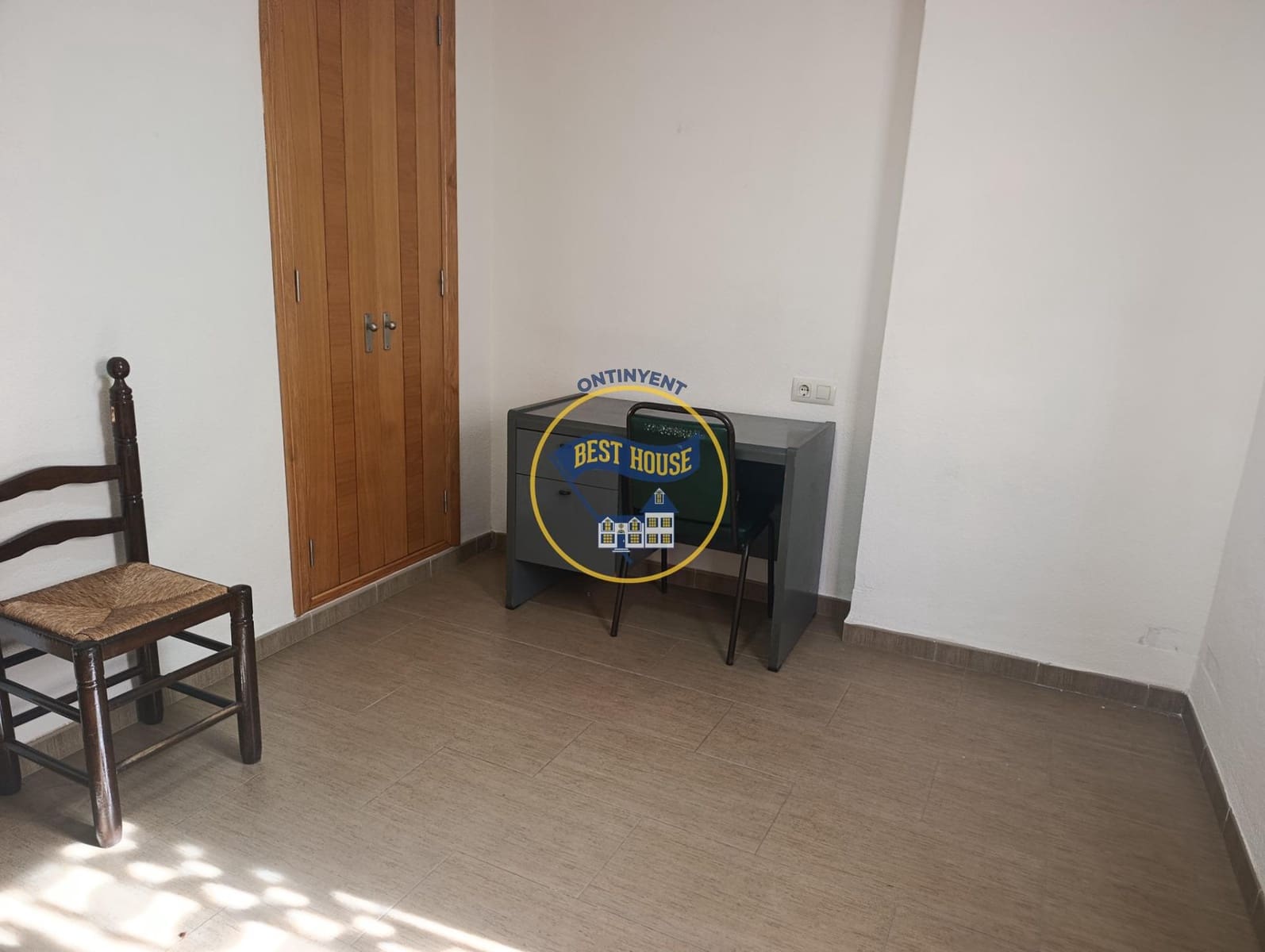 4 sypialnia Mieszkanie na sprzedaż w Ontinyent - 130 000 € (Ref: 10171556)