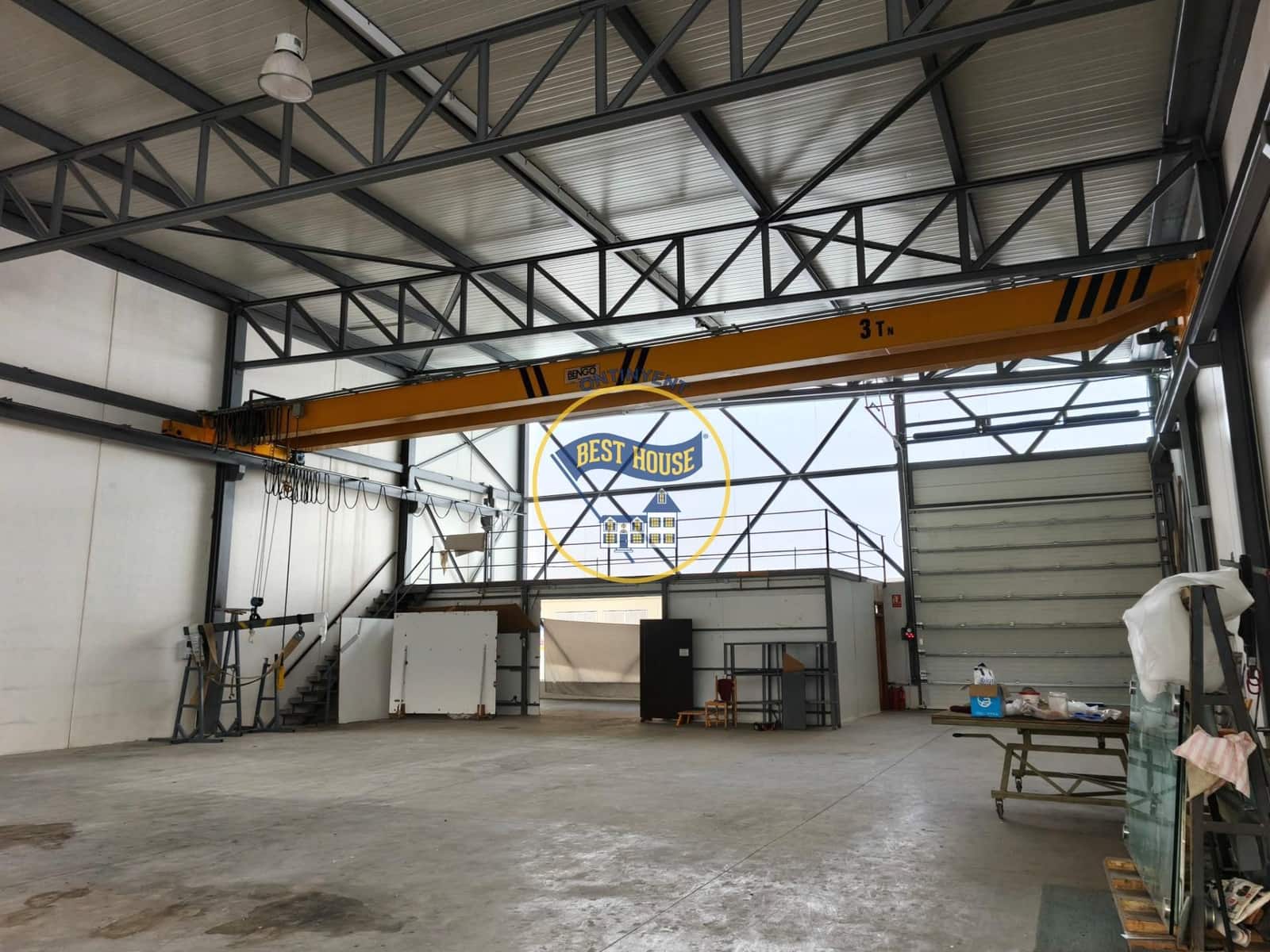 Bedrijf te huur in Aielo de Malferit - € 1.500 (Ref: 10187291)