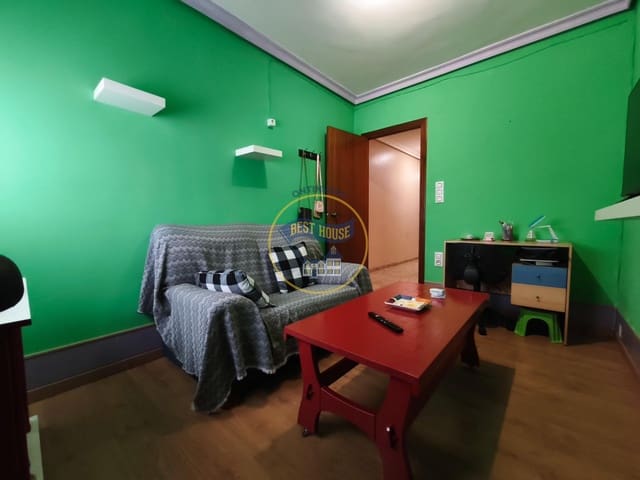 4 bedroom Flat for sale in Montesa - € 84,000 (Ref: 3652053)