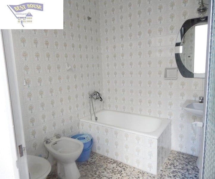 1 soveværelse Erhverv til leje i Ontinyent - € 400 (Ref: 3652197)