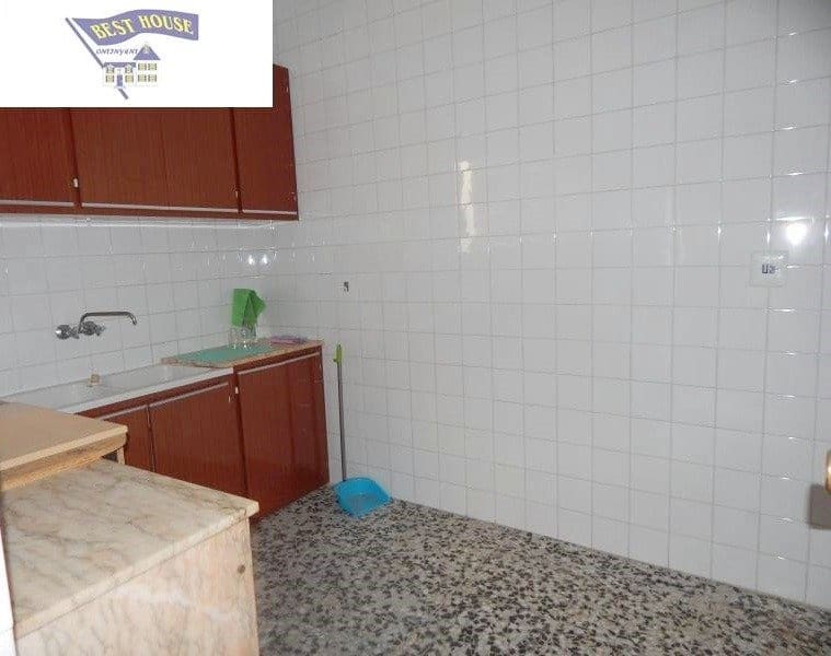 1 soveværelse Erhverv til leje i Ontinyent - € 400 (Ref: 3652197)