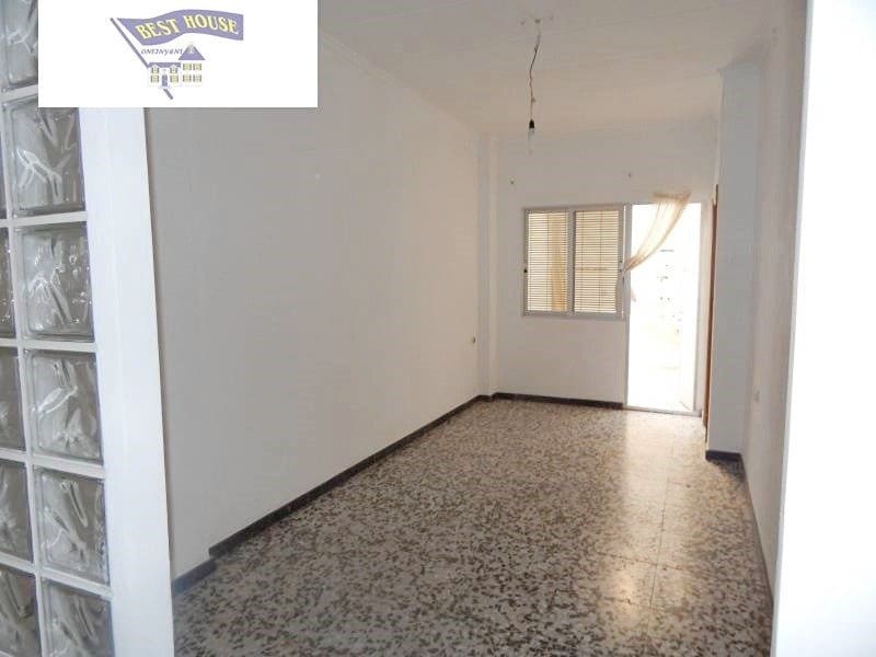 1 soveværelse Erhverv til leje i Ontinyent - € 400 (Ref: 3652197)