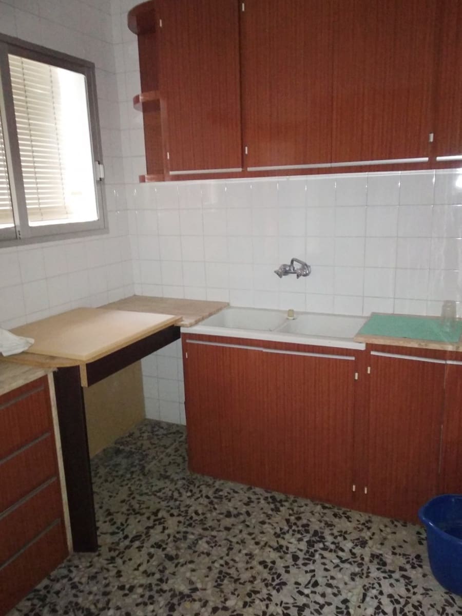 1 soveværelse Erhverv til leje i Ontinyent - € 400 (Ref: 3652197)