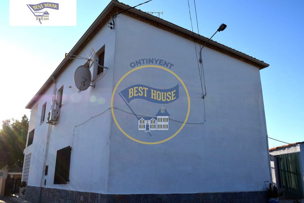 5 sypialnia Willa na sprzedaż w Ontinyent z basenem garażem - 340 000 € (Ref: 3652282)