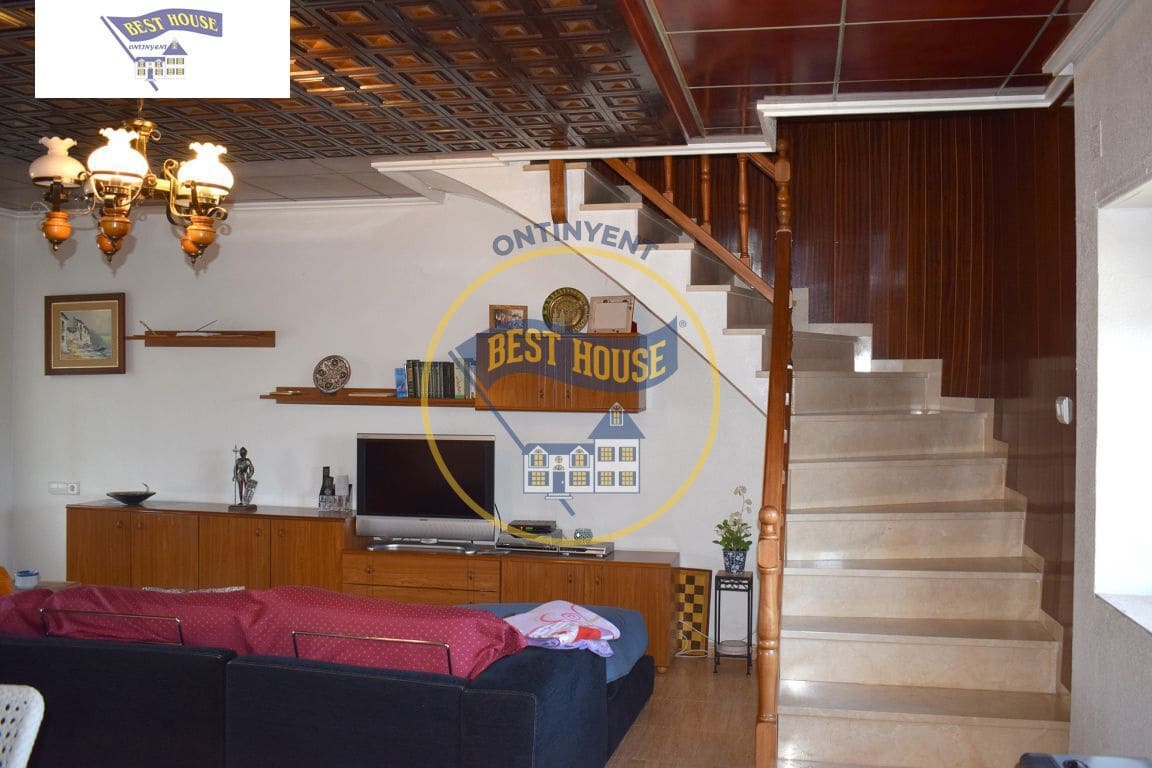 5 sypialnia Willa na sprzedaż w Ontinyent z basenem garażem - 340 000 € (Ref: 3652282)