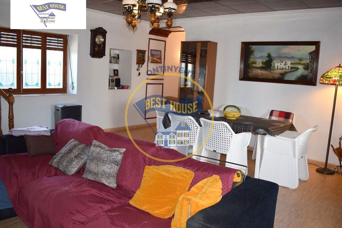 5 sypialnia Willa na sprzedaż w Ontinyent z basenem garażem - 340 000 € (Ref: 3652282)